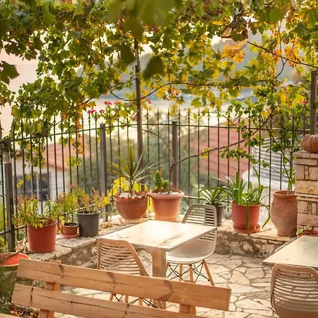 Bed & Breakfast Margarita Himare