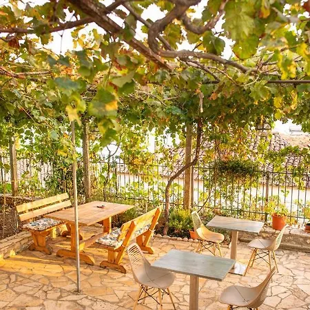 Bed and breakfast Margarita 3*