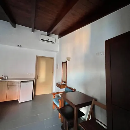 Margarita Bed & Breakfast Himare