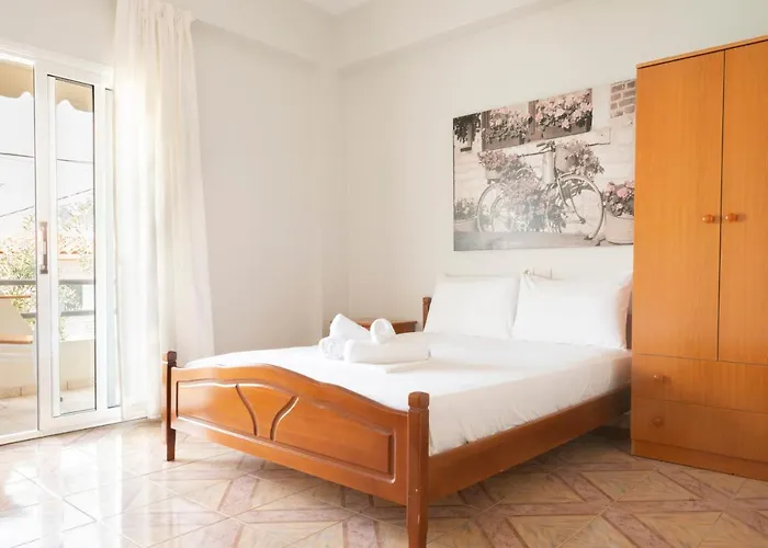 Margarita Bed & Breakfast Himare